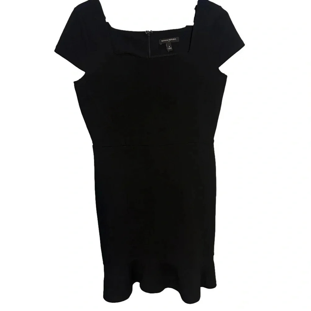 Banana Republic Black Cap Sleeve Square Neck Size 8 Sheath Dress Fitted Mini